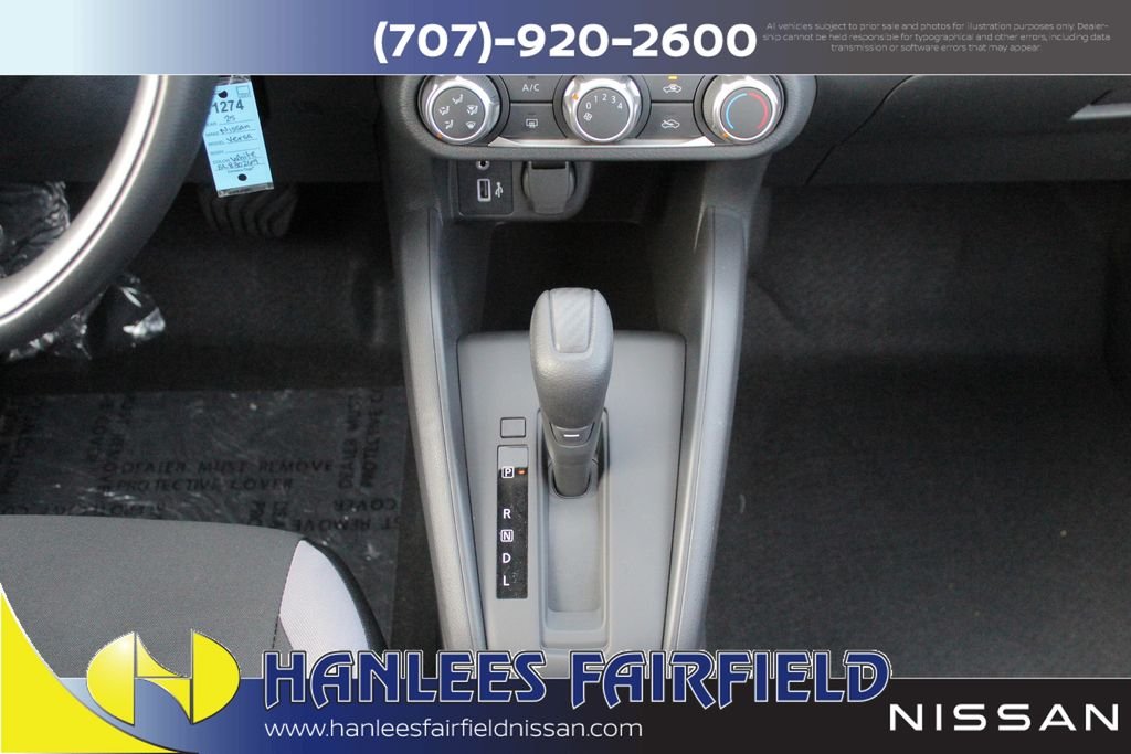 2025 Nissan Versa Sedan SV - Photo 19