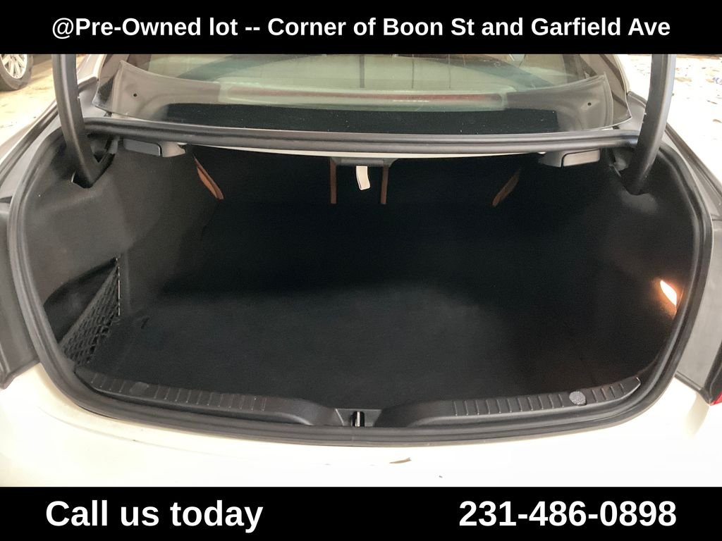 Used 2019  Mercedes-Benz C 300 image 26