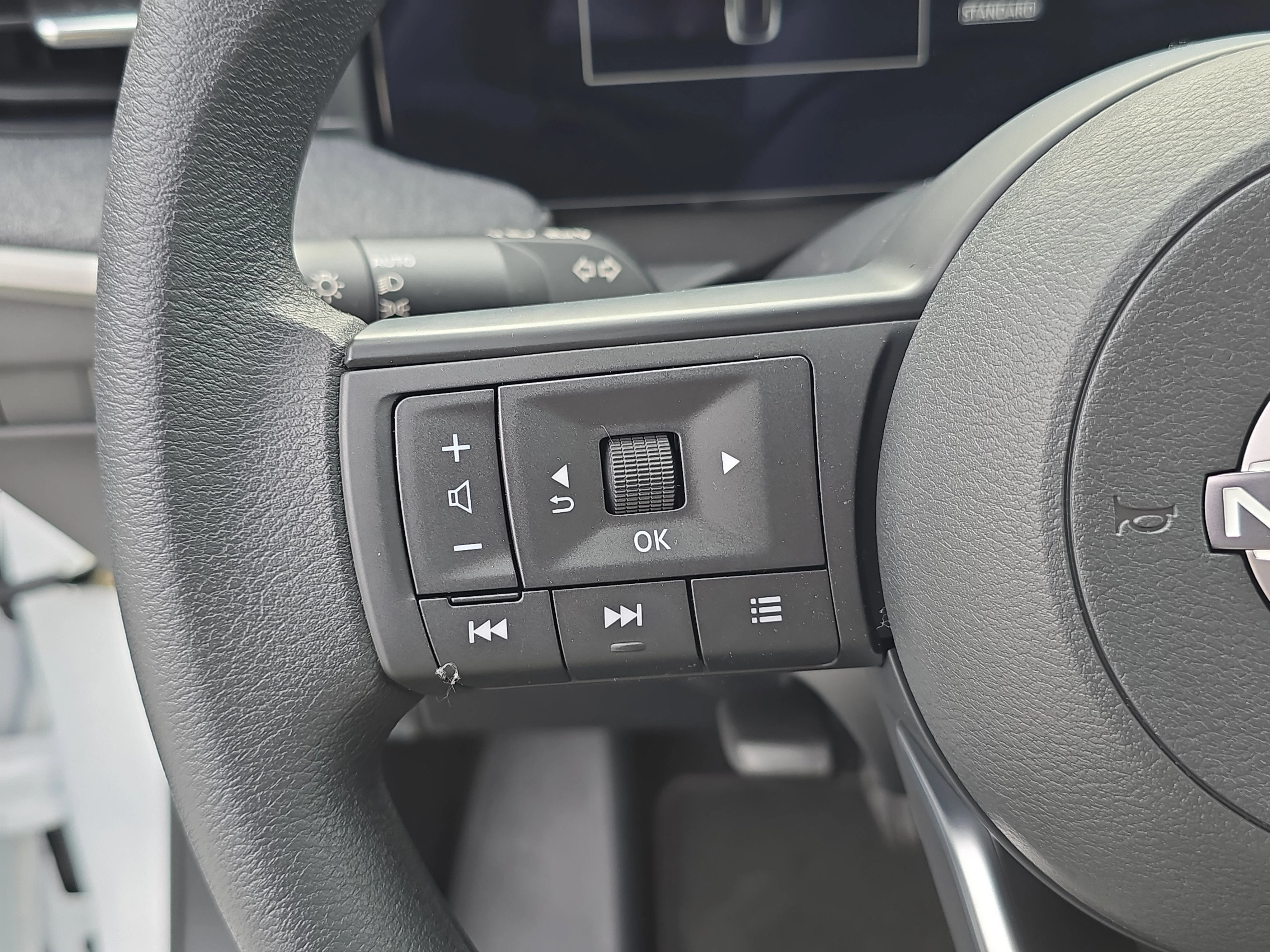 New 2026 Aspen White TriCoat Nissan SV image 29