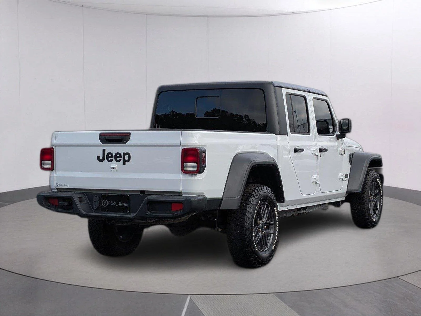 Used 2025 Bright White Clearcoat Jeep Sport S image 6