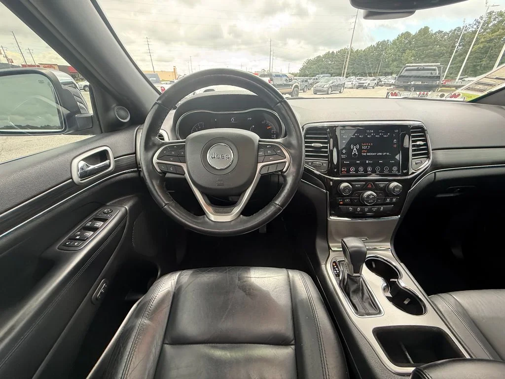 Used 2022 Black Jeep Limited image 8