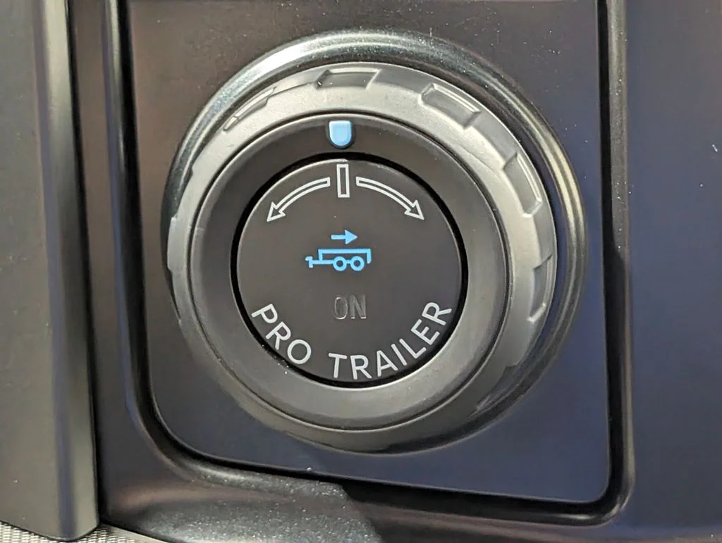 New 2026 Avalanche Ford Lariat® image 6