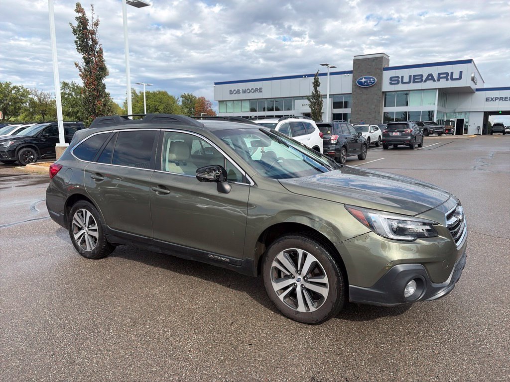 Used 2019 Green Subaru 2.5i image 1