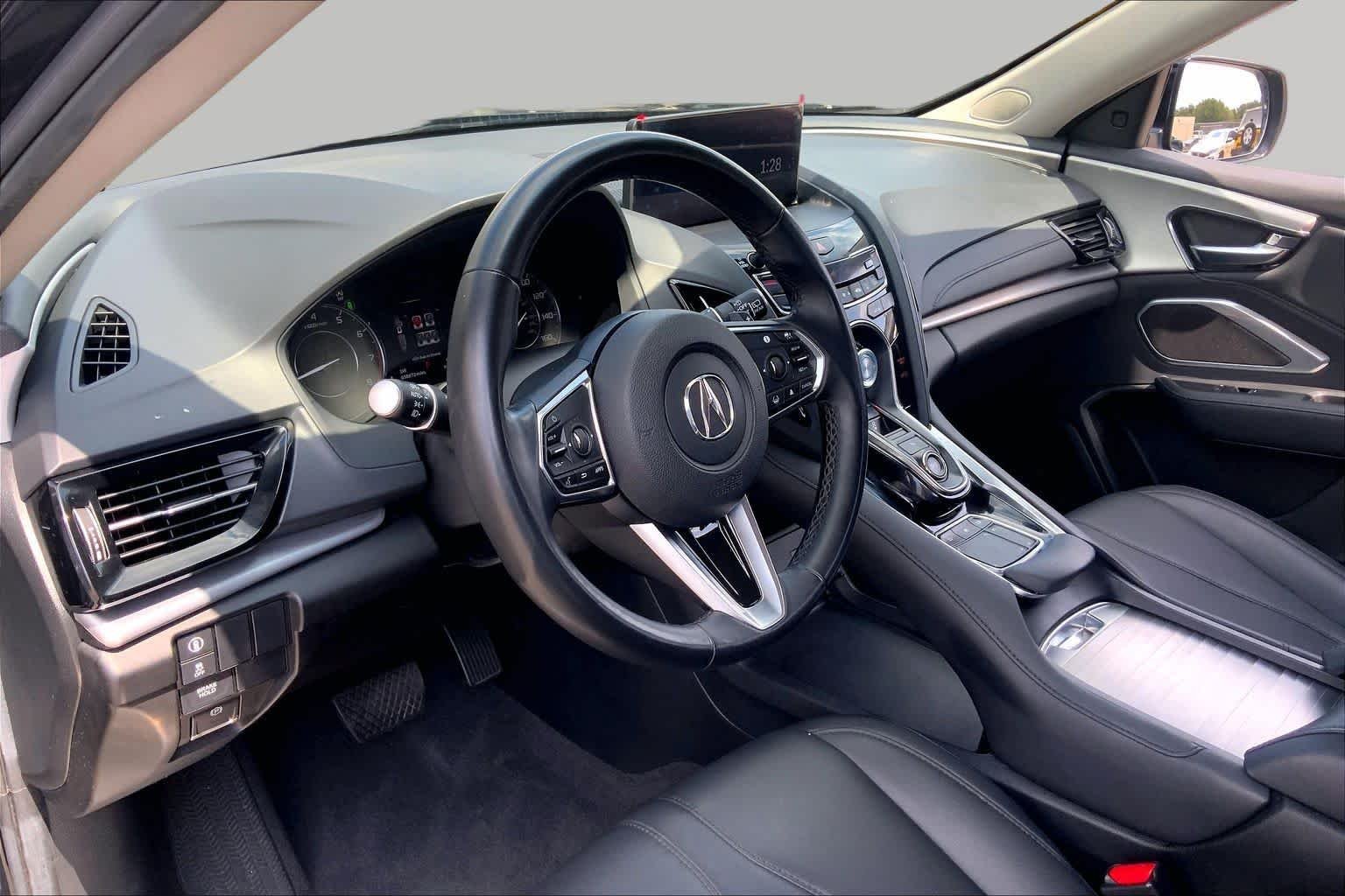 Used 2024 Majestic Black Pearl Acura  image 18