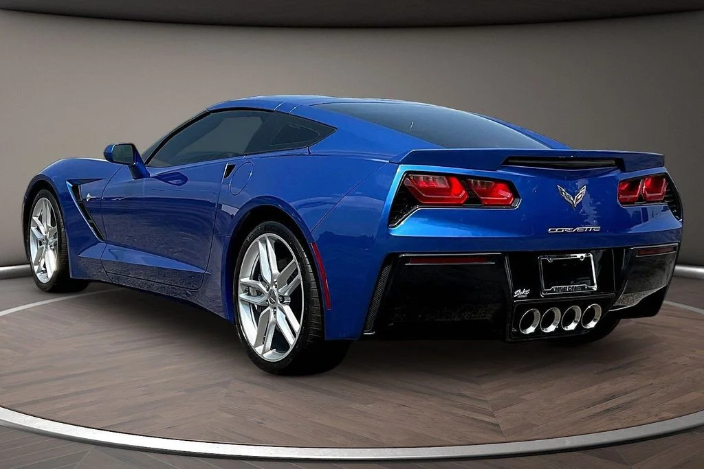 Used 2019 Blue Chevrolet Stingray image 3
