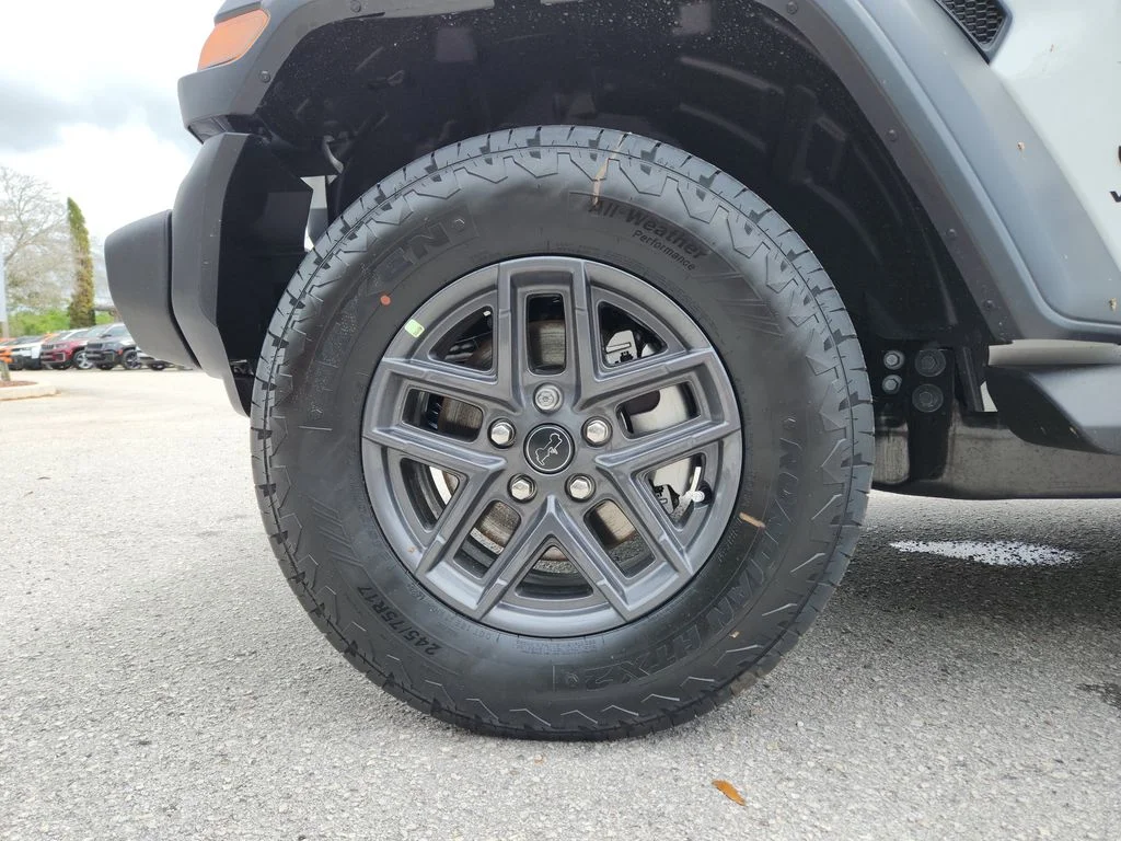 New 2026 Bright White Clear-Coat Exterior Paint Jeep Sport S image 30