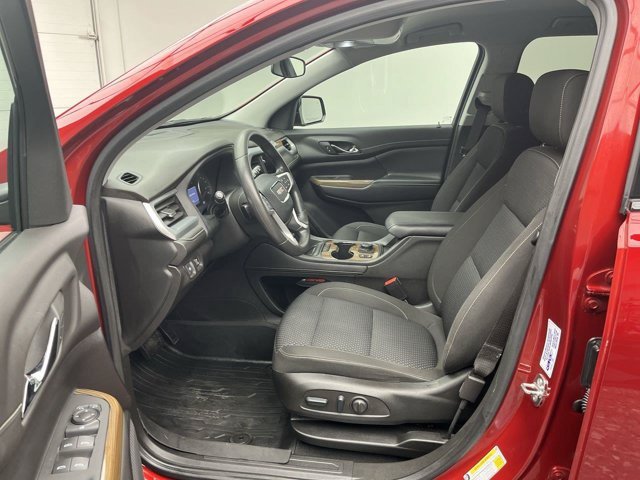 Used 2023 Volcanic Red Tintcoat GMC SLE image 3