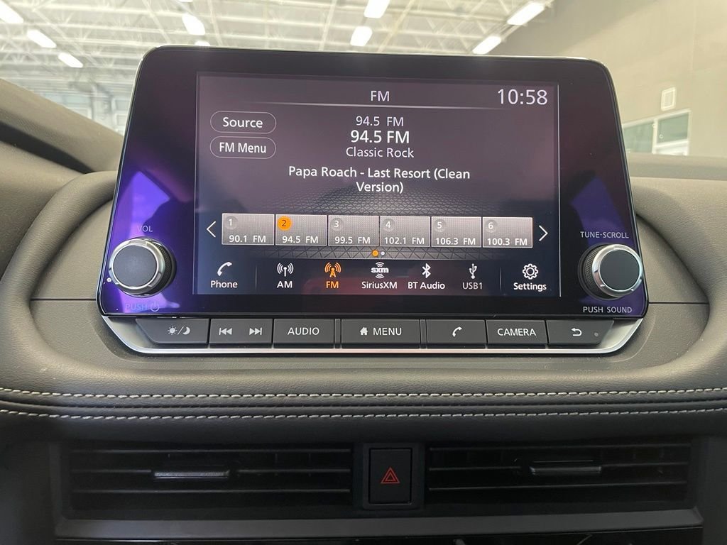 Used 2024 White Nissan S image 15