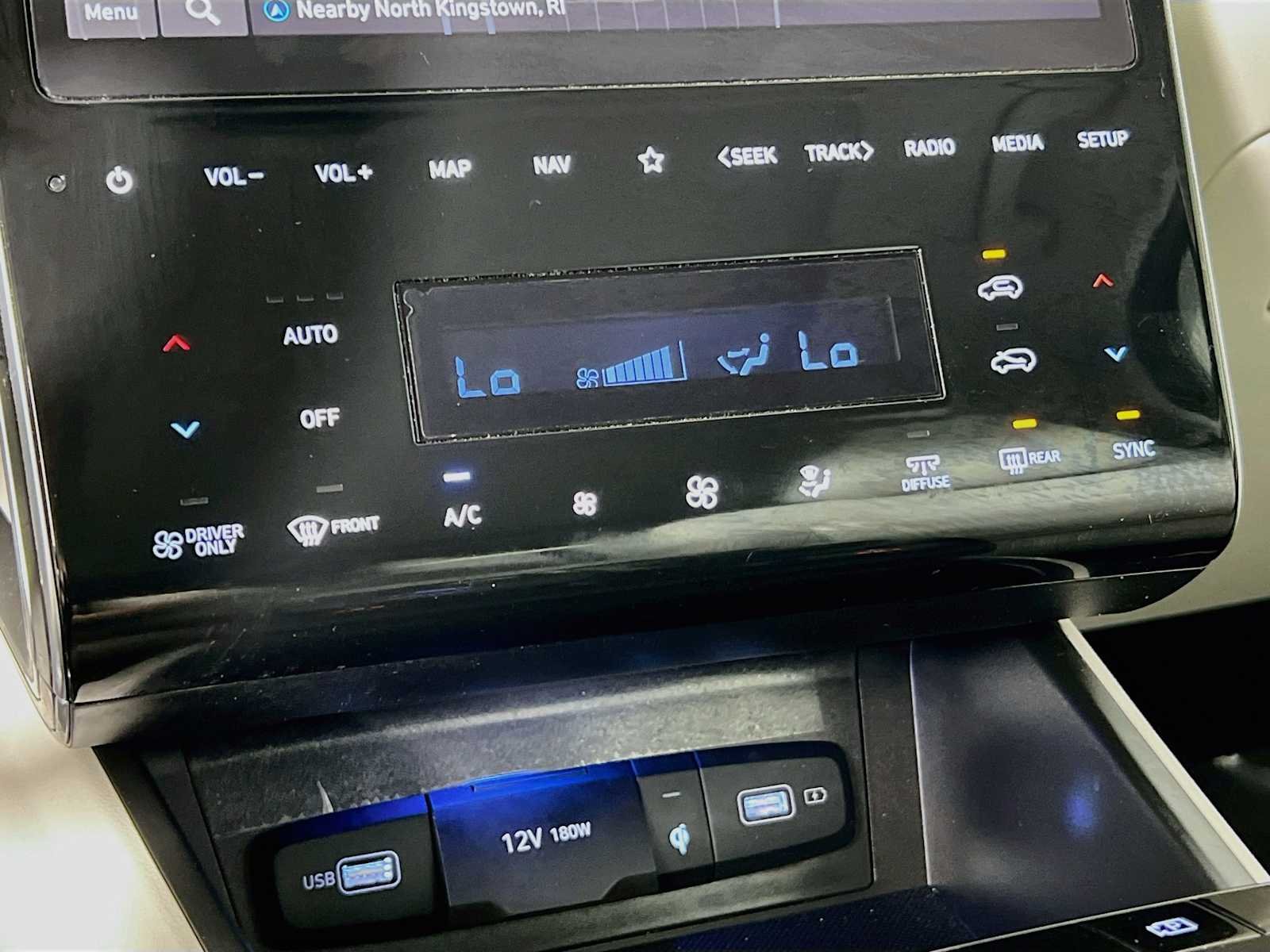 Used 2024 Amazon Gray Hyundai SEL Convenience image 16