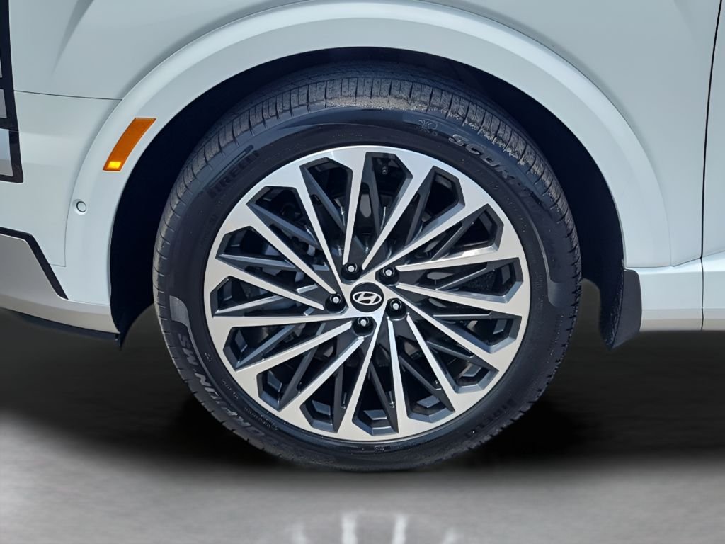 Used 2026 White Hyundai Calligraphy image 28