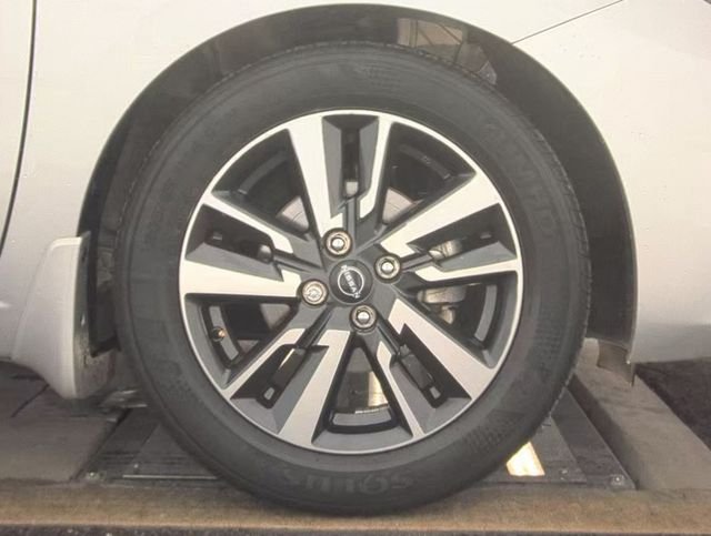 Used 2024 Silver Nissan 1.6 SV image 14