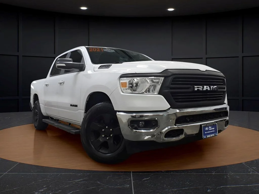 2021 RAM 1500 Big Horn/Lone Star 4x4 Crew Cab 5'7's photo