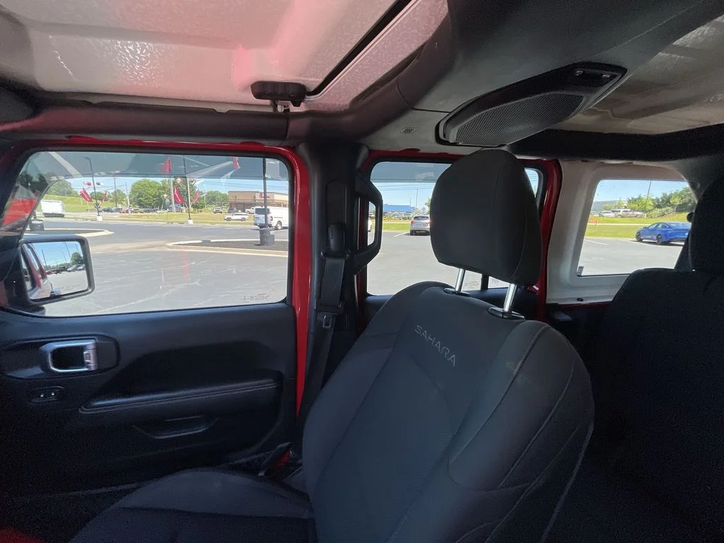 Used 2021 Red Jeep Unlimited Sahara image 11