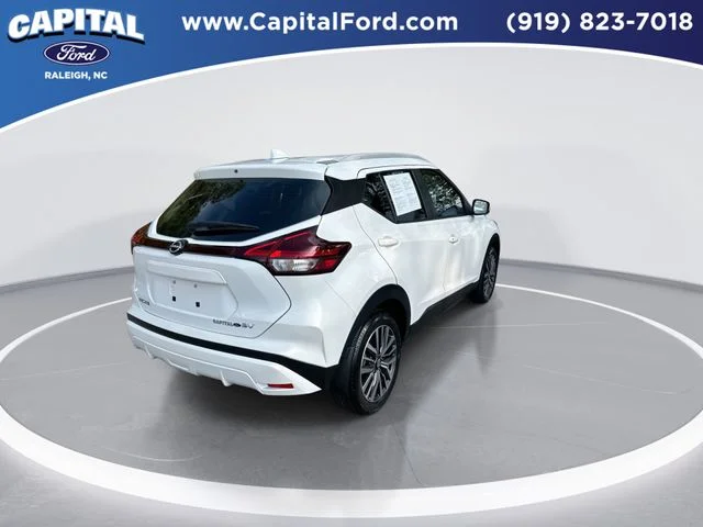 Used 2024 White Nissan SV image 8