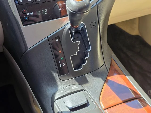 2013 Lexus RX 450h - Photo 30