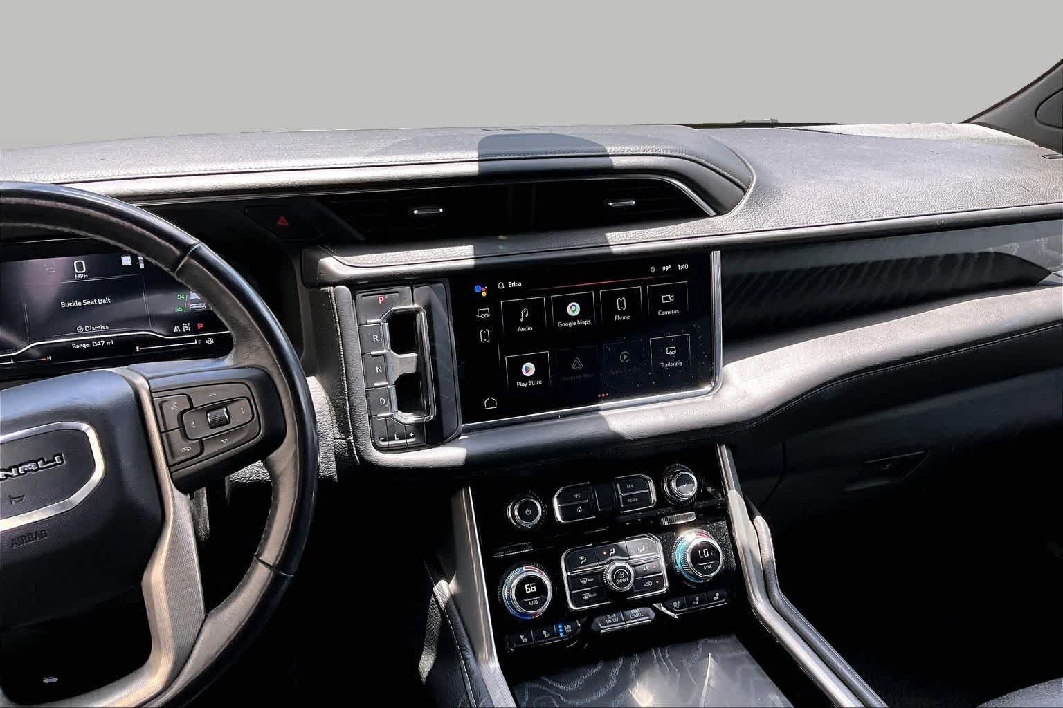 Used 2022 White Frost Tricoat GMC Denali image 6