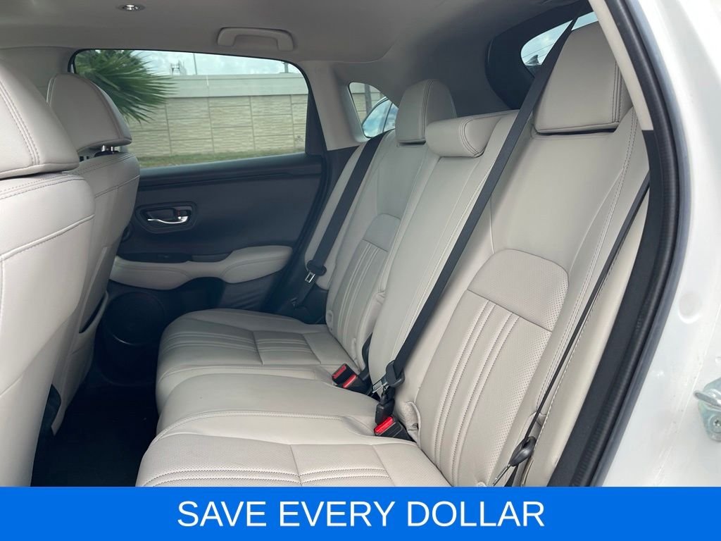 Used 2024 White Honda EX-L image 16