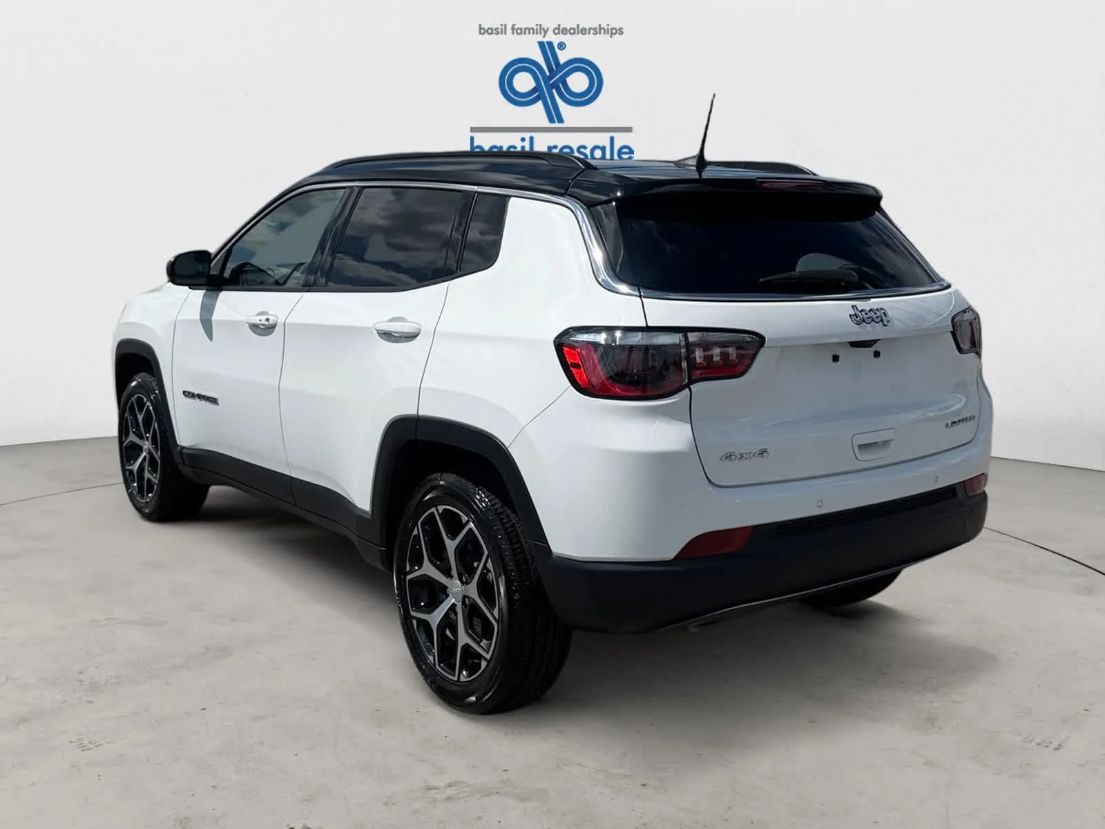 Used 2024 Bright White Clearcoat Jeep Limited image 5