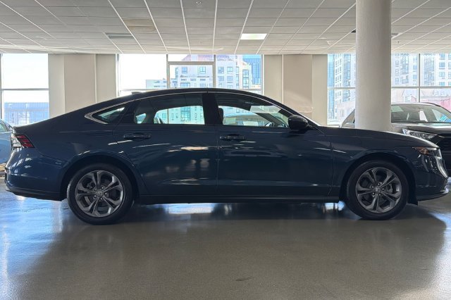Certified Used 2024 Canyon River Blue Metallic Honda EX image 3