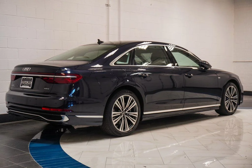 Used 2022 Blue Audi L 55 image 6