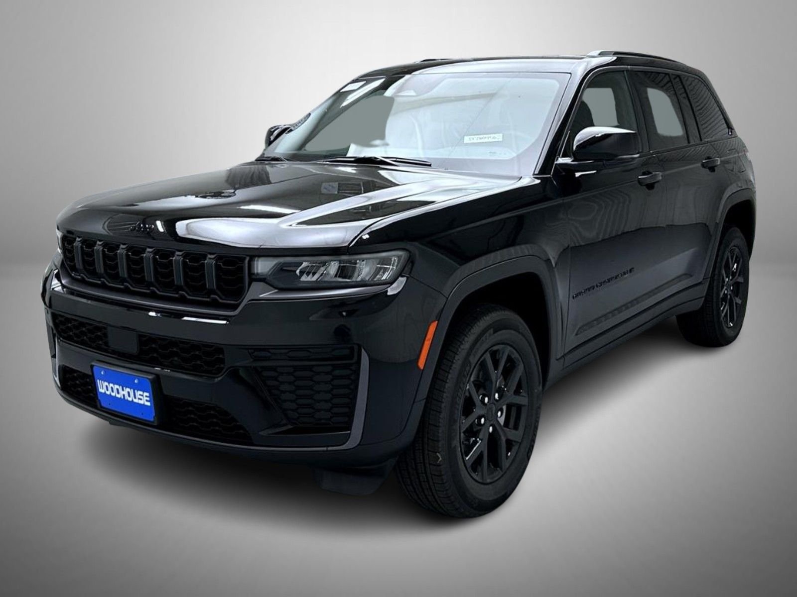 New 2026 Diamond Black Crystal Pearl-Coat Exterior Paint Jeep Altitude image 1
