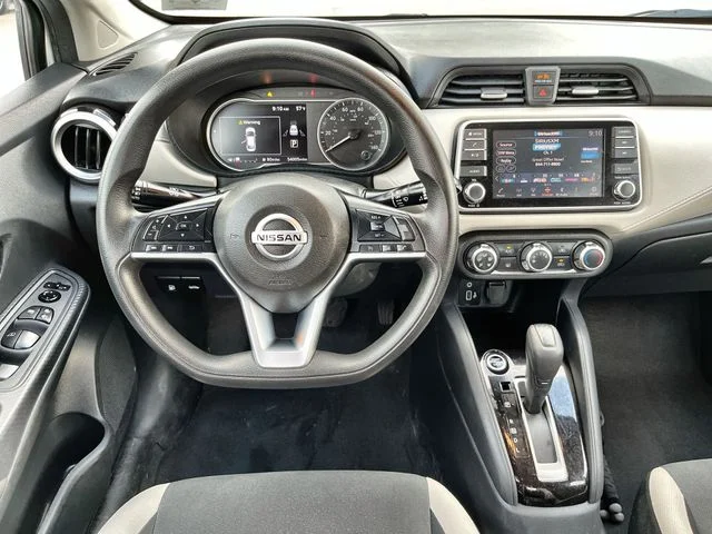 Used 2022 White Nissan 1.6 SV image 13