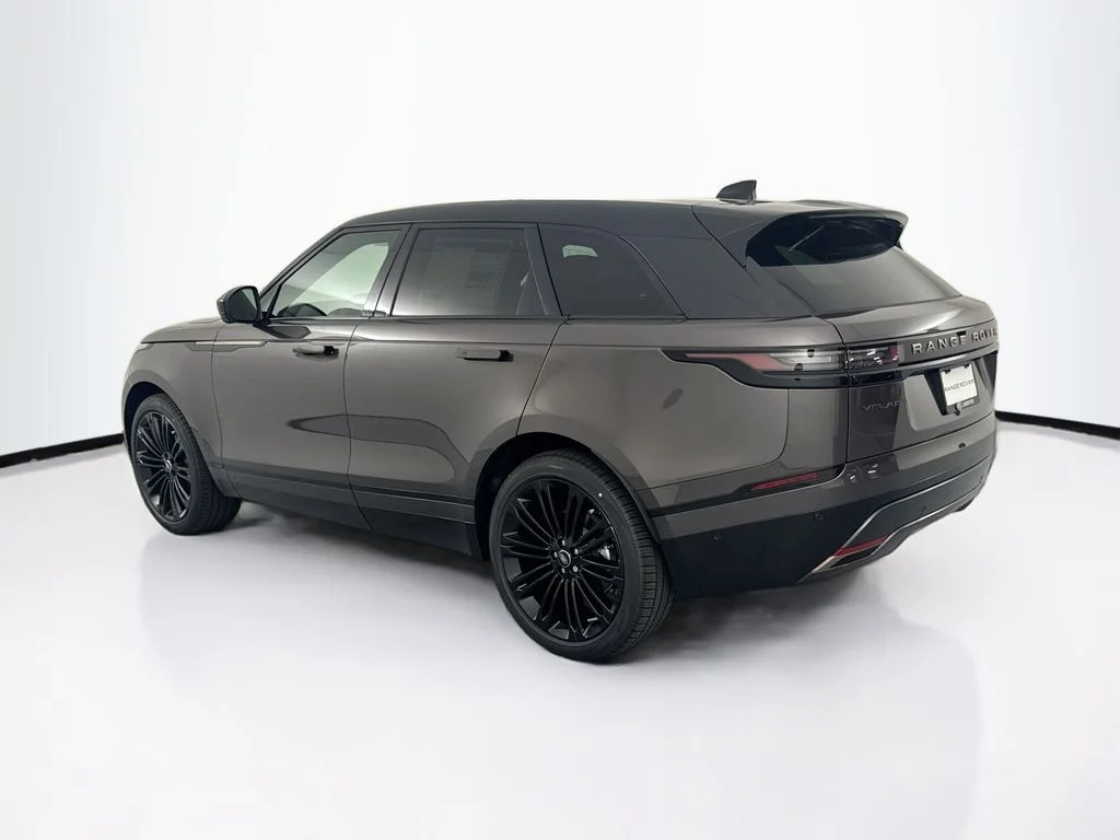 New 2026 Charente Grey Land Rover Autobiography image 7