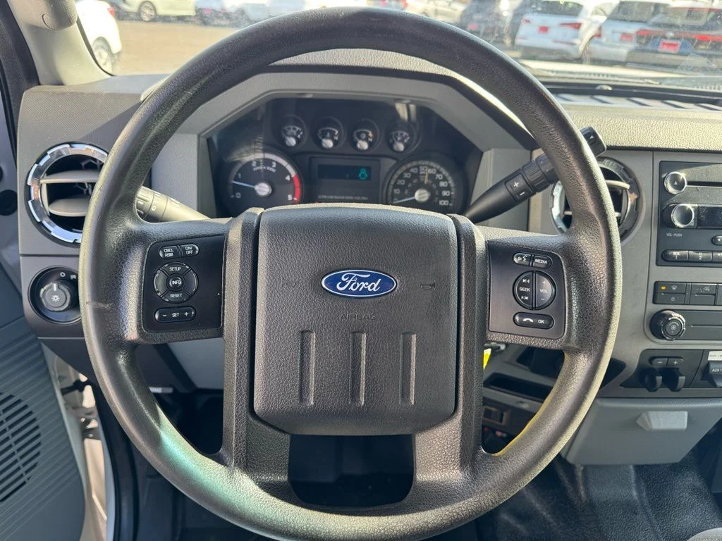 Used 2016 White Ford XLT image 12