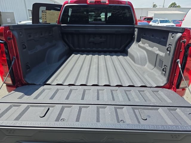 Used 2025 Red Chevrolet Trail Boss image 13