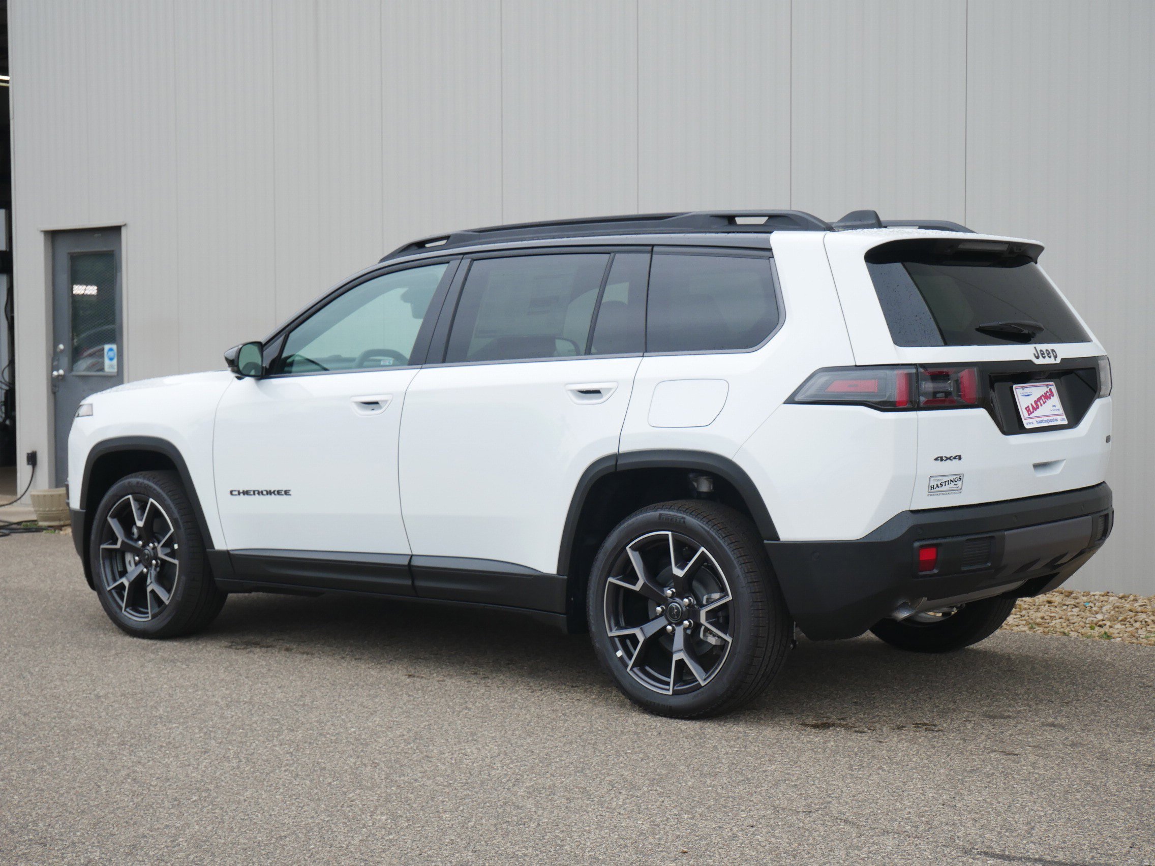 New 2026 Bright White Clear-Coat Exterior Paint Jeep Overland image 3