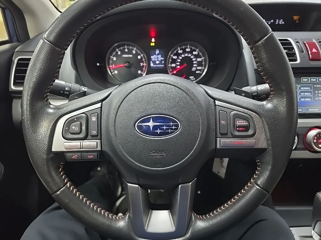 Used 2016 Blue Subaru 2.0i Premium image 18