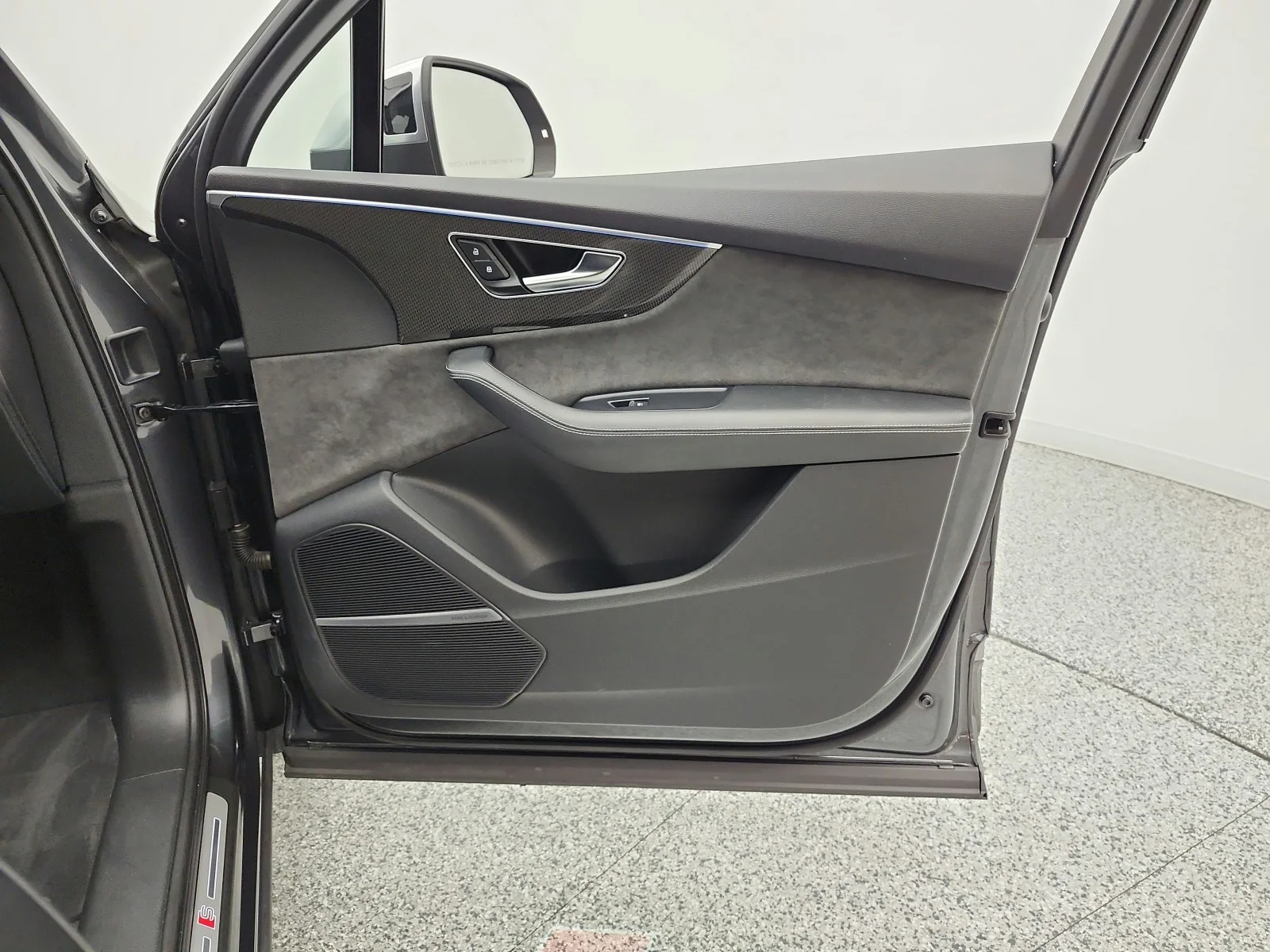 Used 2022 Daytona Gray Pearl Effect Audi Premium Plus image 20