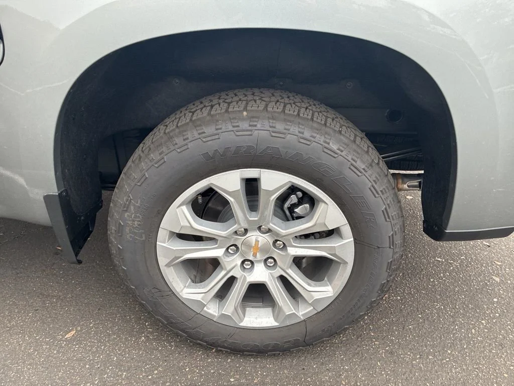 2026 Chevrolet Silverado 1500 LTZ - Photo 9