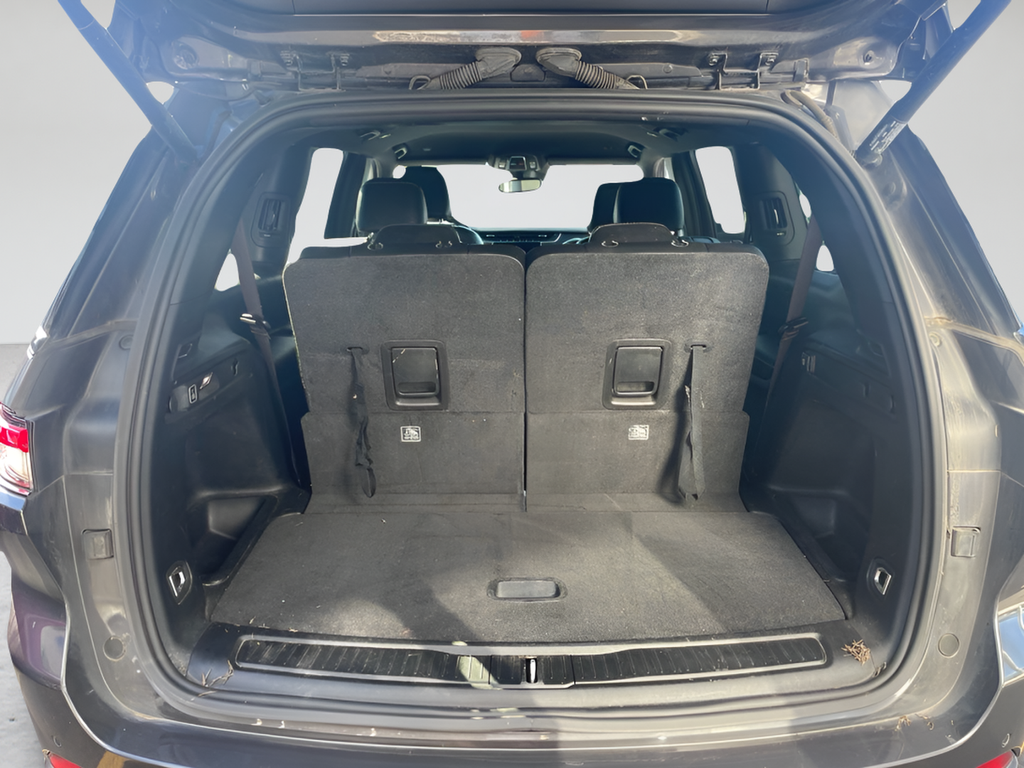 Used 2021 Gray Jeep Altitude image 10