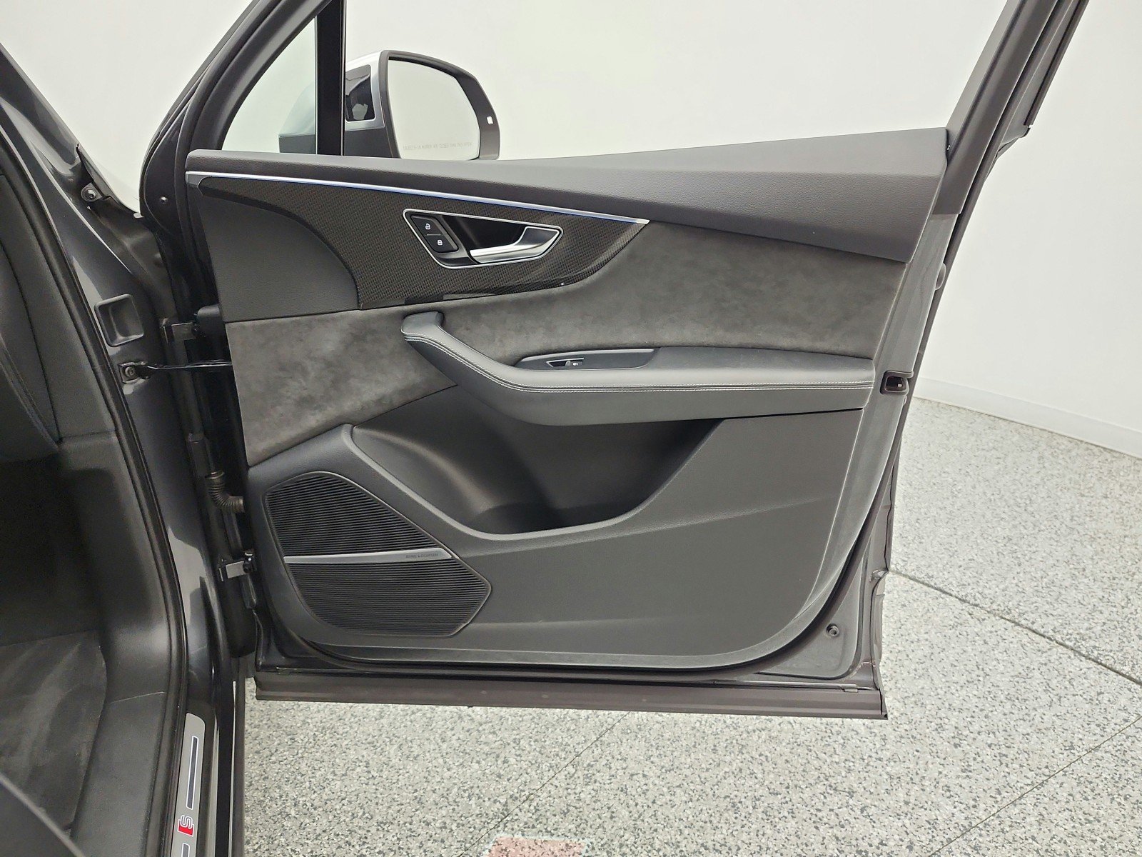 Used 2022 Daytona Gray Pearl Effect Audi Premium Plus image 20