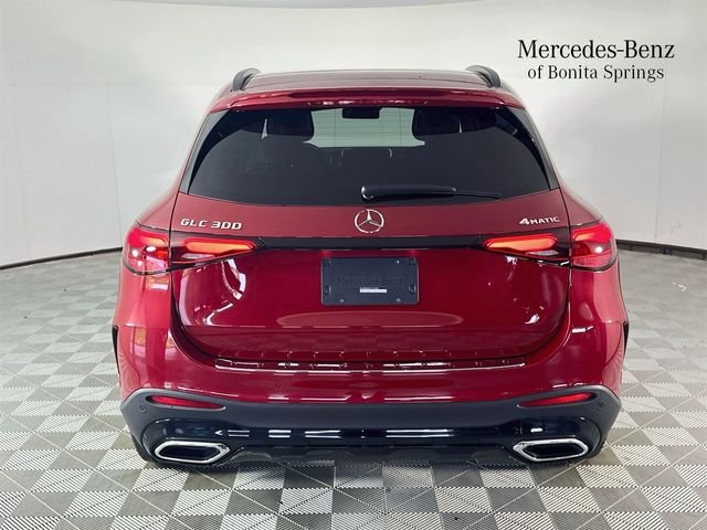 Used 2026 Red Mercedes-Benz GLC 300 image 6
