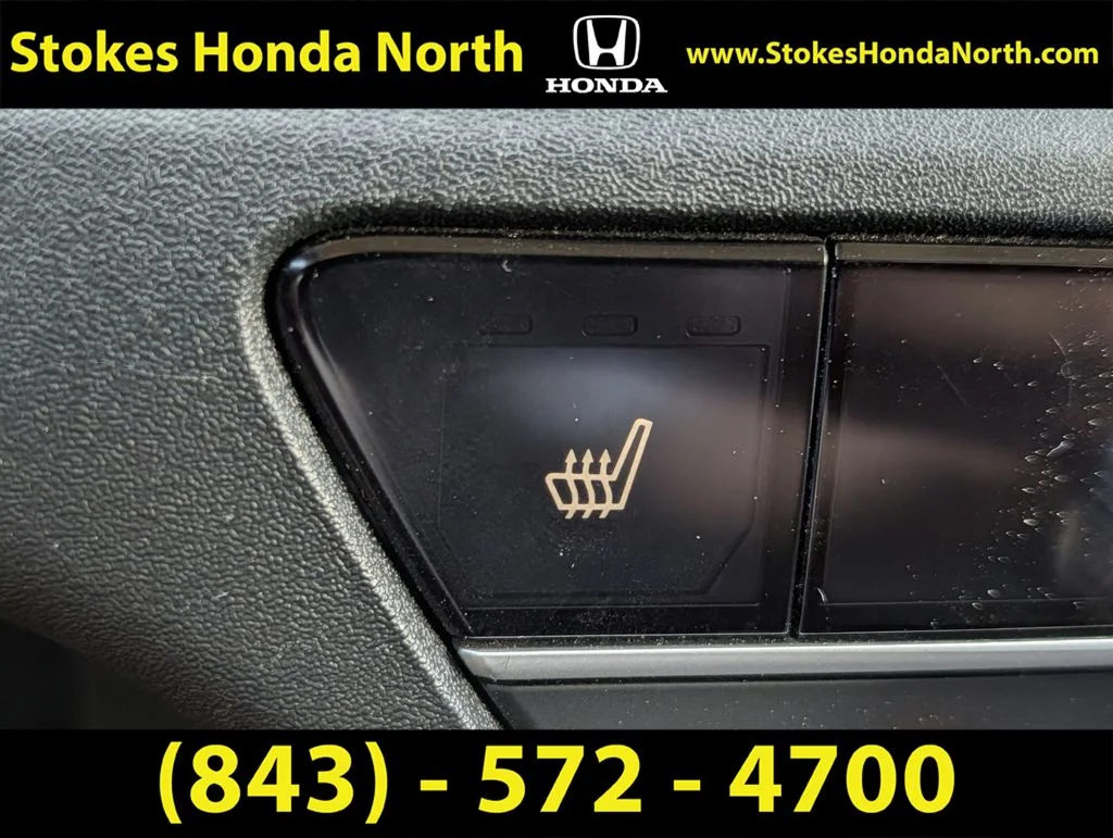 Used 2023 White Honda EX image 27