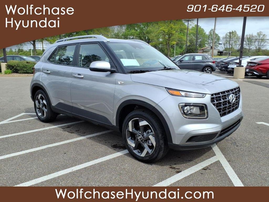 New 2026 Silver Hyundai SEL image 7