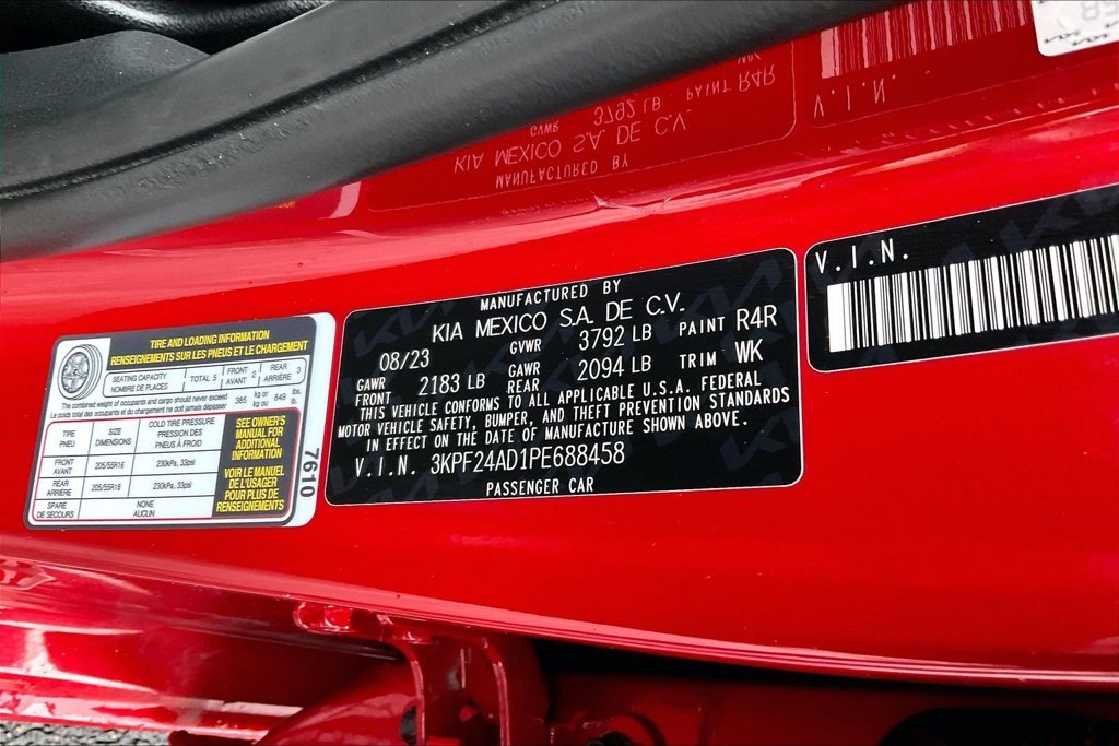 Used 2023 Red Kia LXS image 34