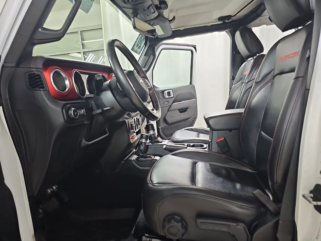 Used 2020 White/off-white Jeep Unlimited Rubicon image 18