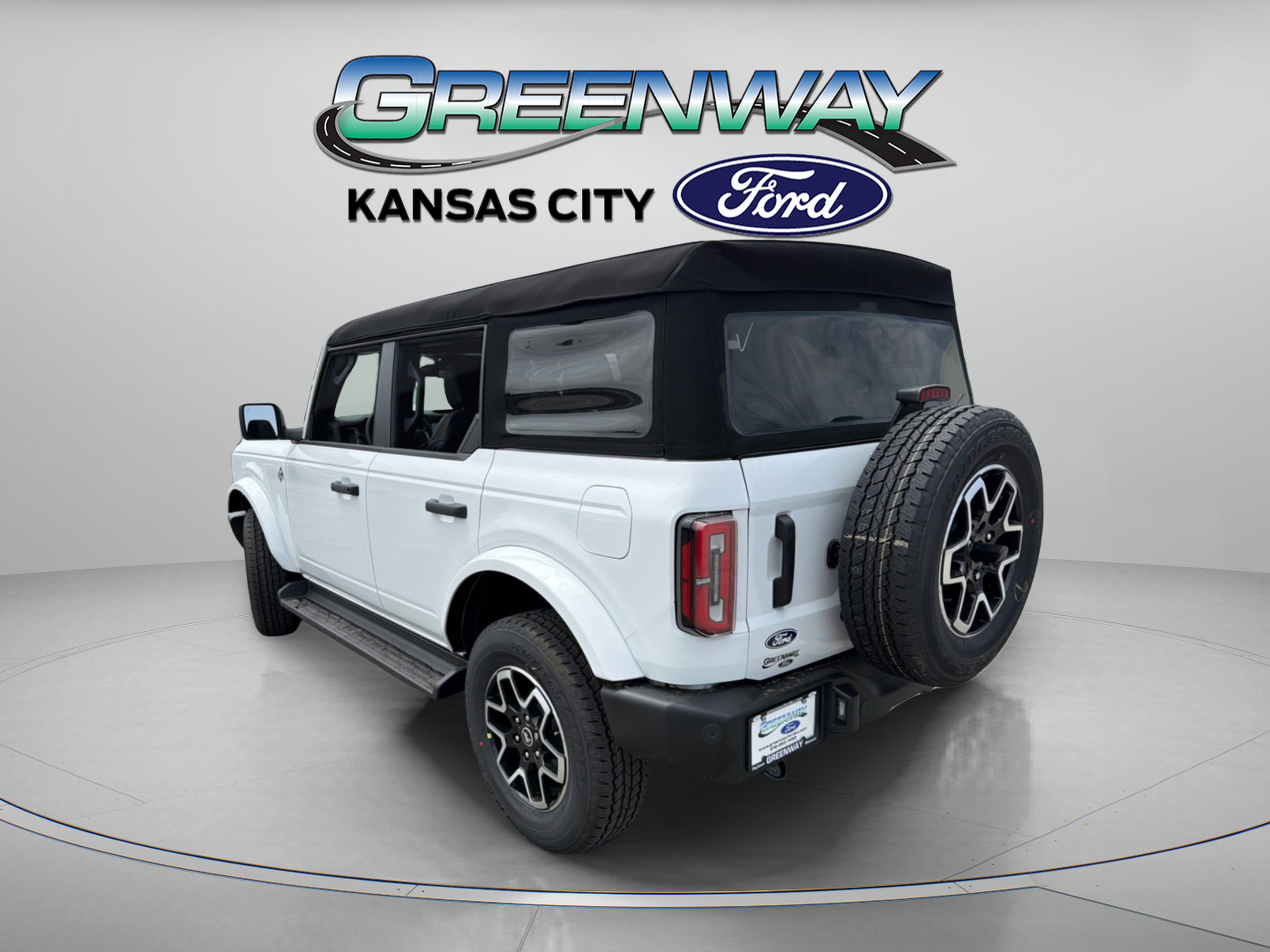 New 2026 Oxford White Ford Outer Banks® image 6