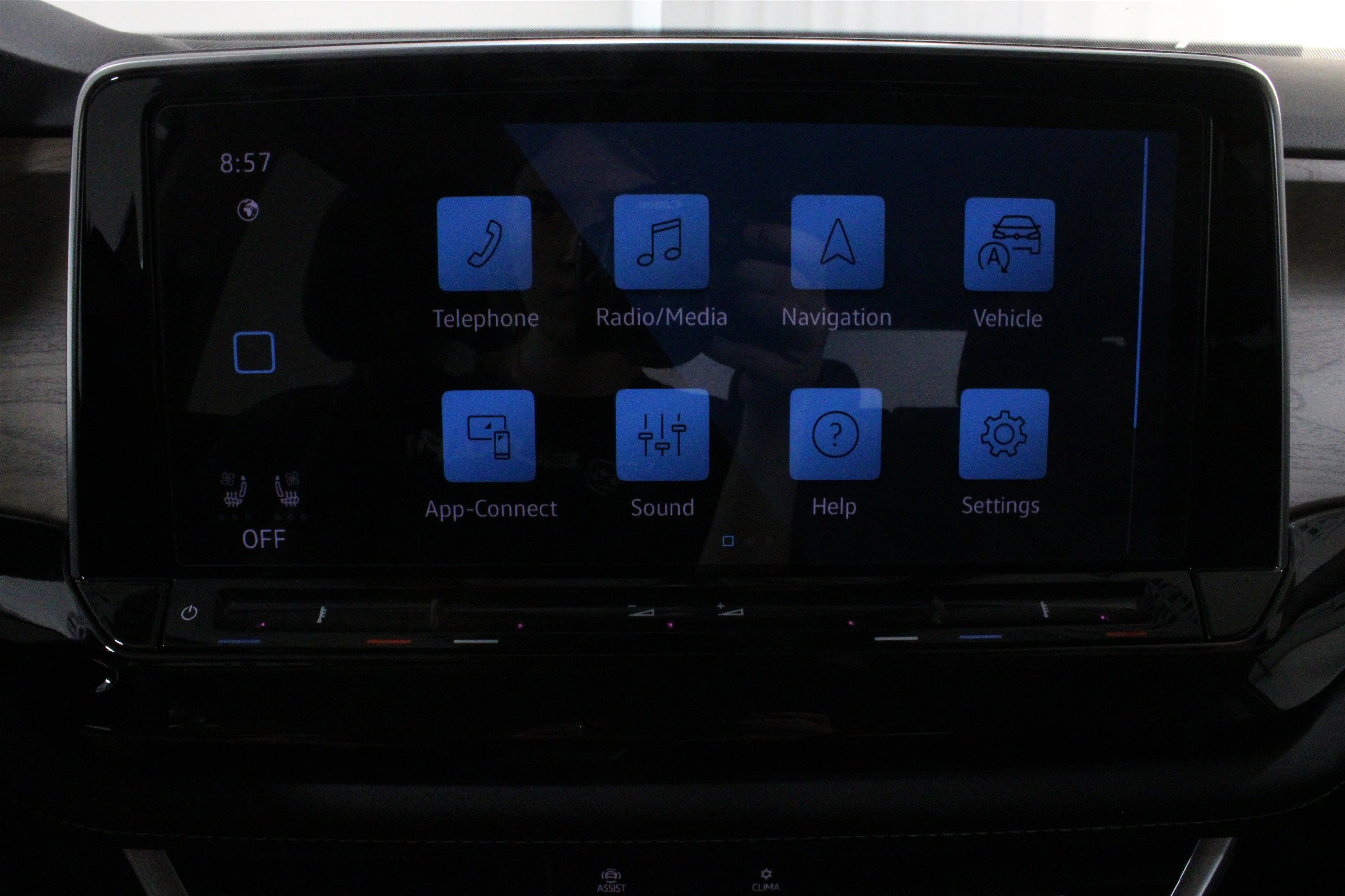 2026 Volkswagen Atlas SE - Photo 13
