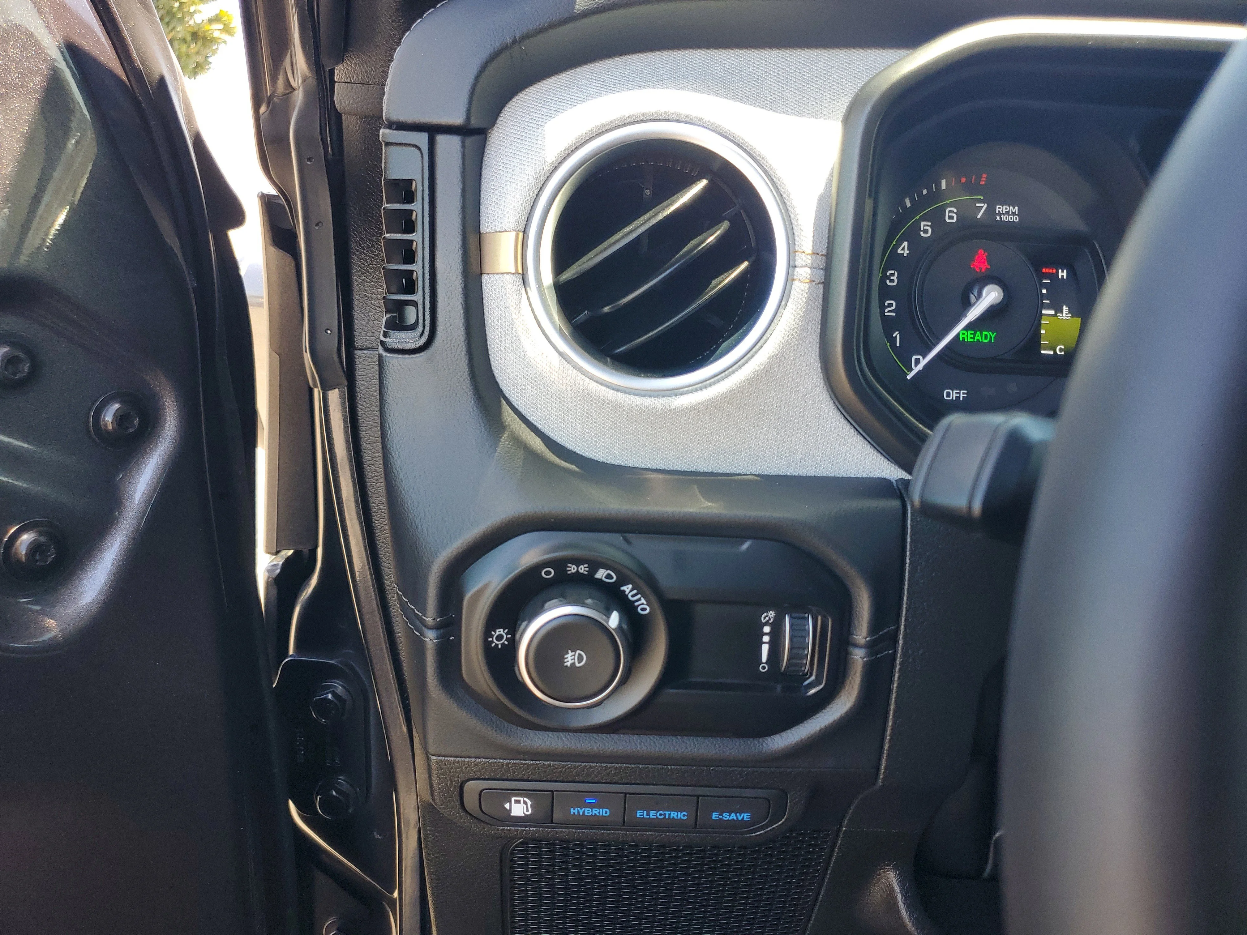 Certified Used 2025 Gray Jeep Sahara 4xe image 25