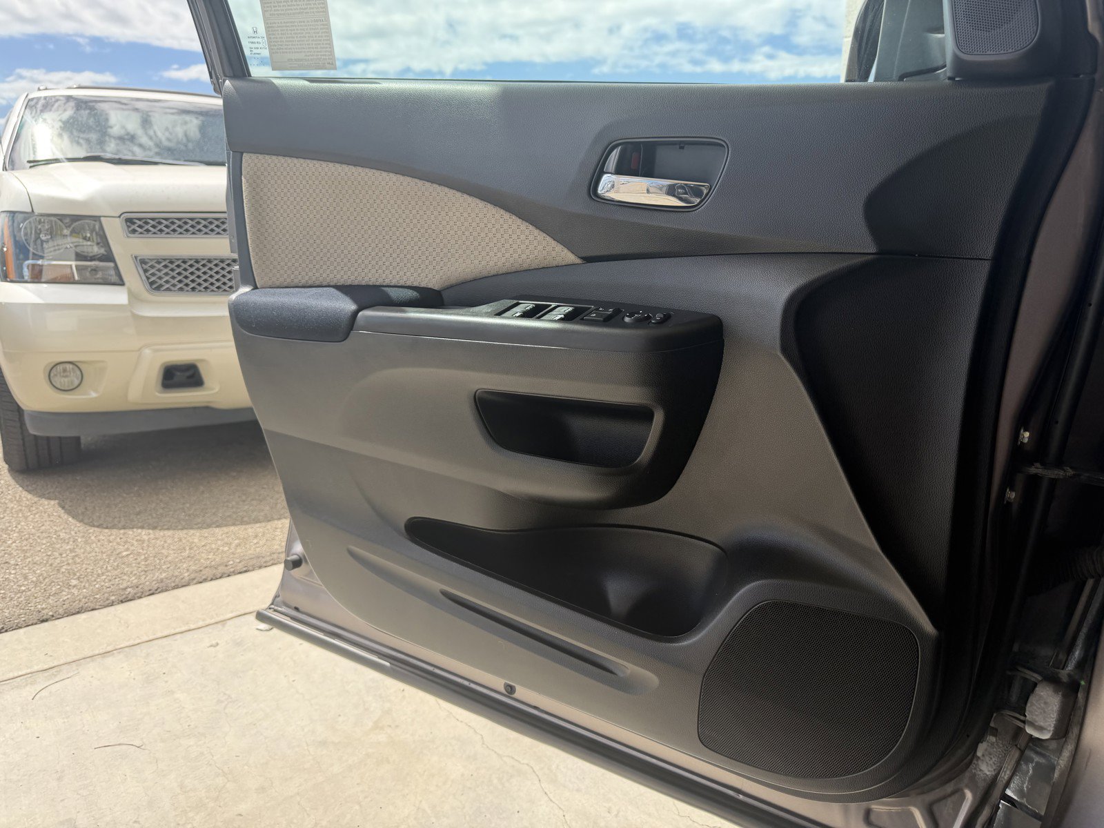 Used 2016 Urban Titanium Metallic Honda EX image 18
