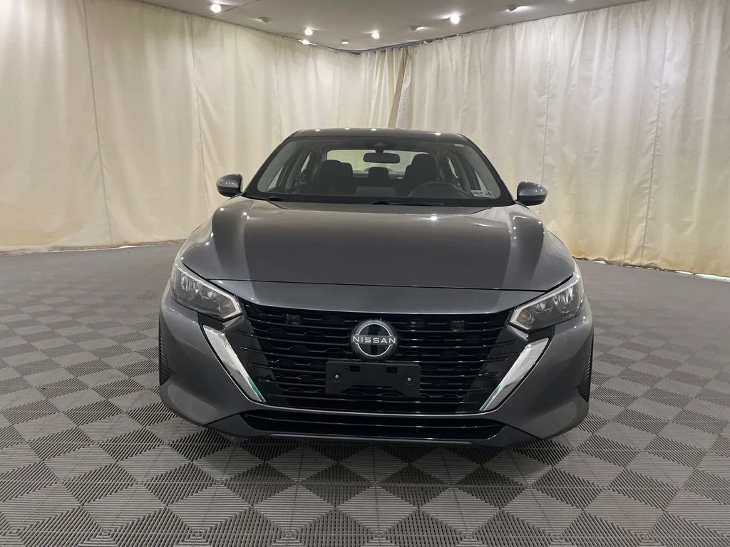 Certified Used 2025 Gun Metallic Nissan SV image 3