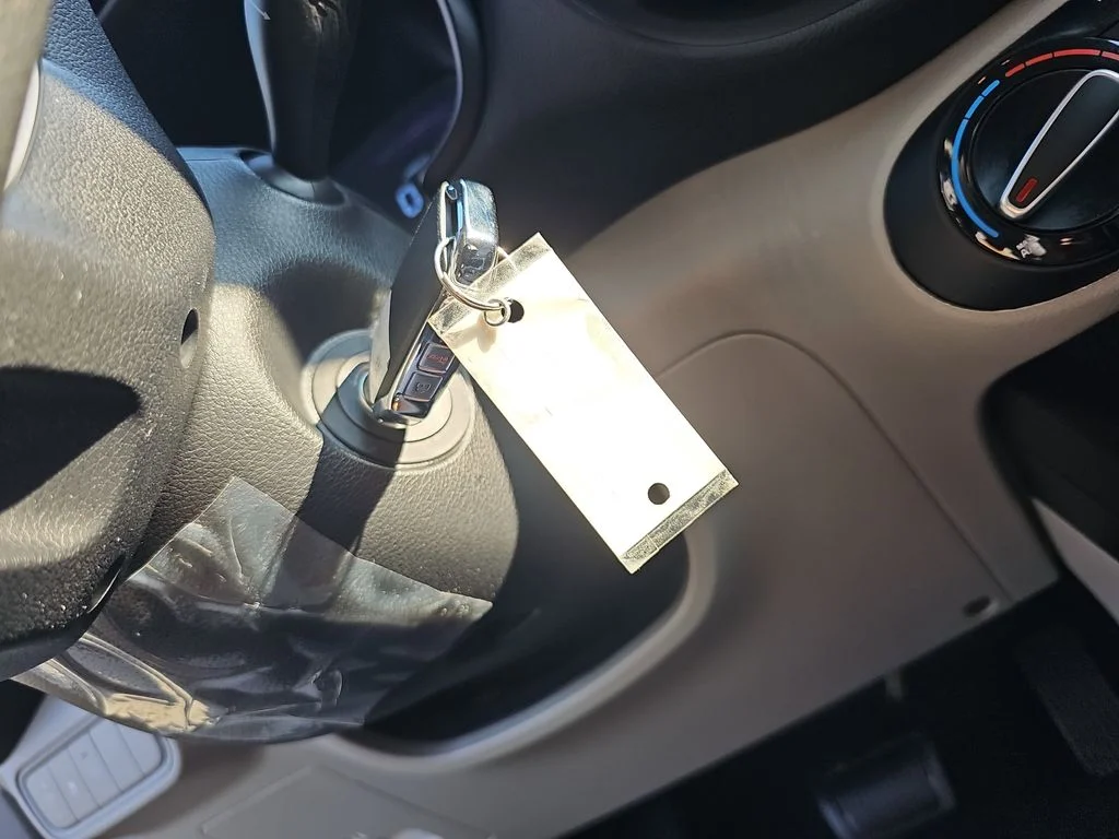Used 2025 White Kia LX image 34