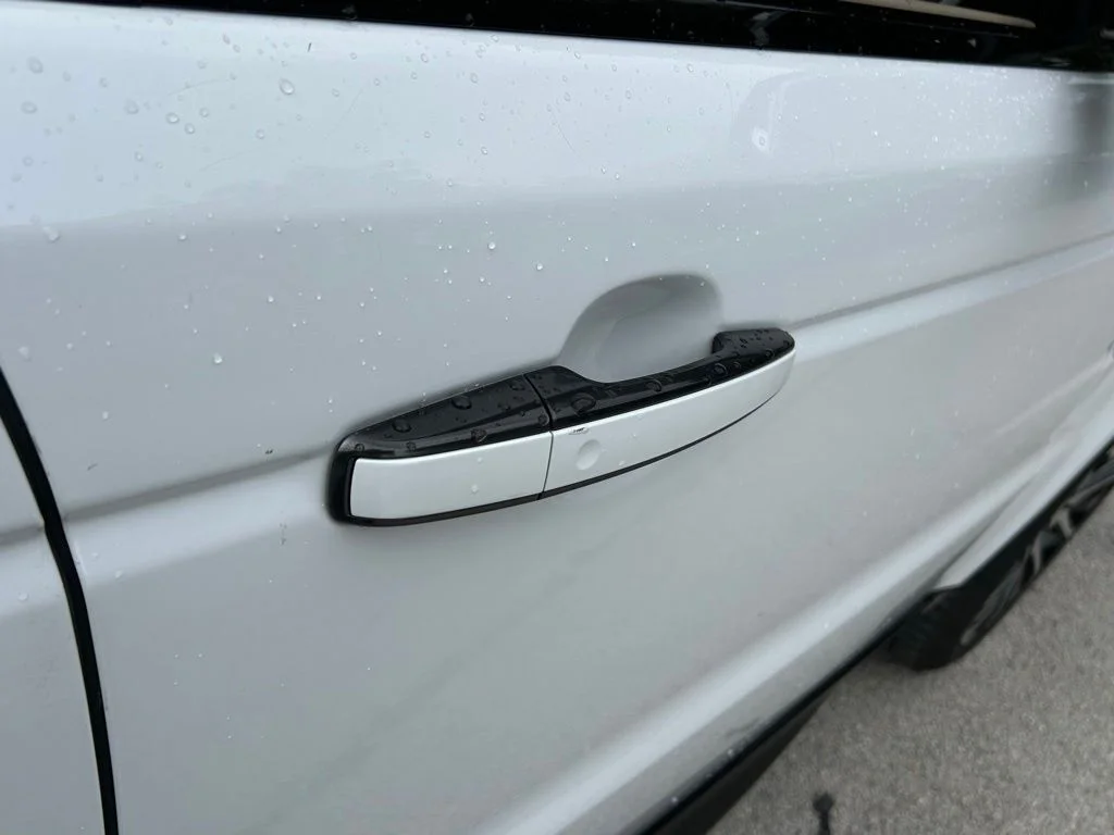 Used 2021 White Land Rover HSE Silver Edition image 43