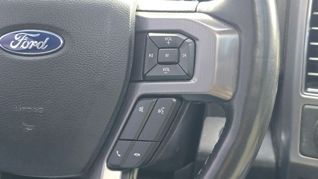 Used 2019 Black Metallic Ford Platinum image 29