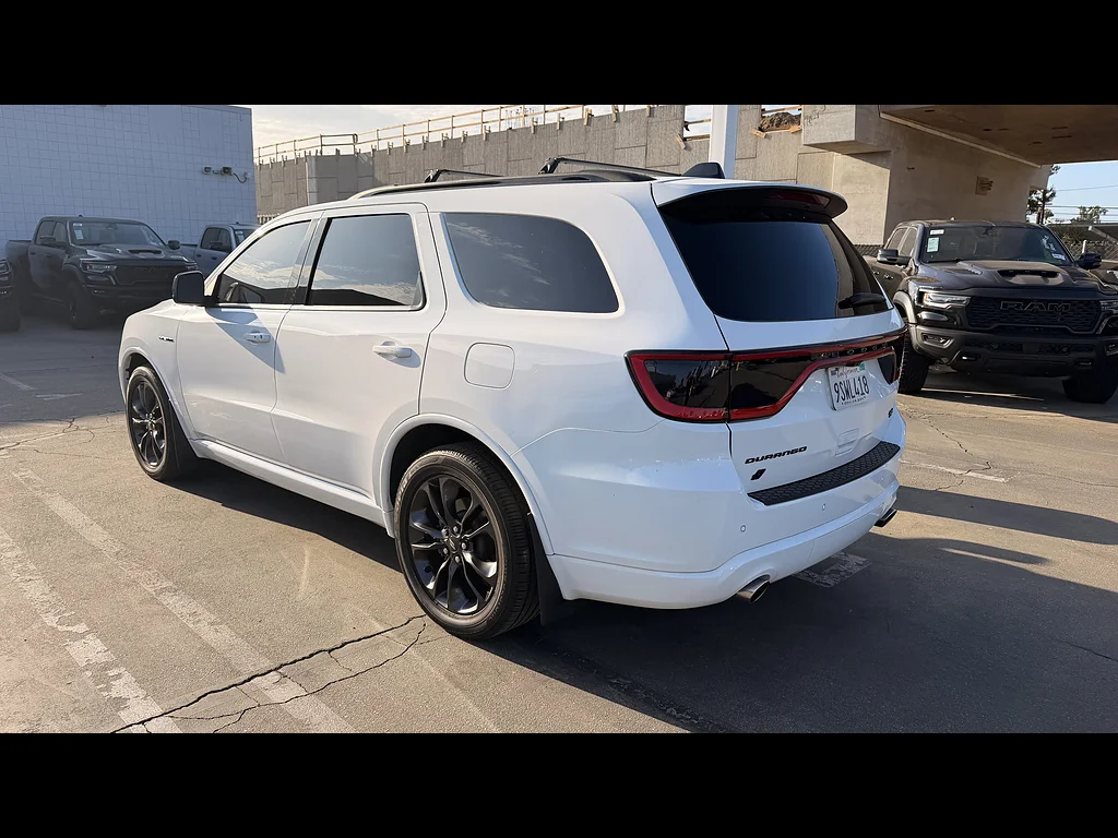Used 2023 White Knuckle Clear Coat Dodge R/T image 4