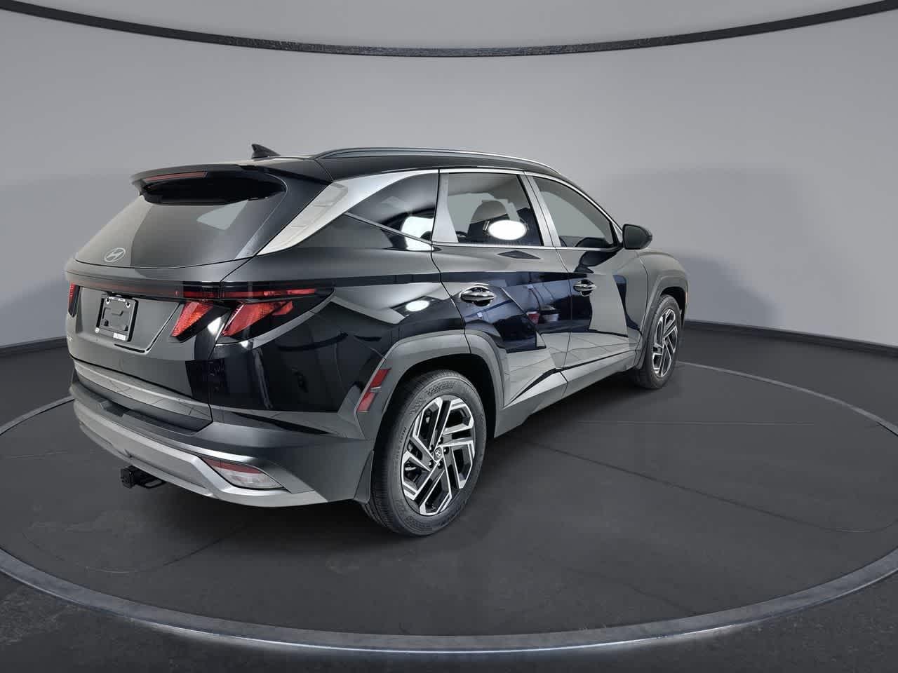 New 2026 Phantom Black Hyundai SEL Plus FWD image 35